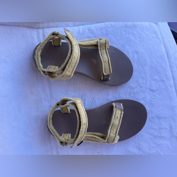 TEVA ORIGINAL UNIVERSAL MARESSA SANDALS WOMEN’s Size 7 Shoes light yellow - Picture 15 of 15